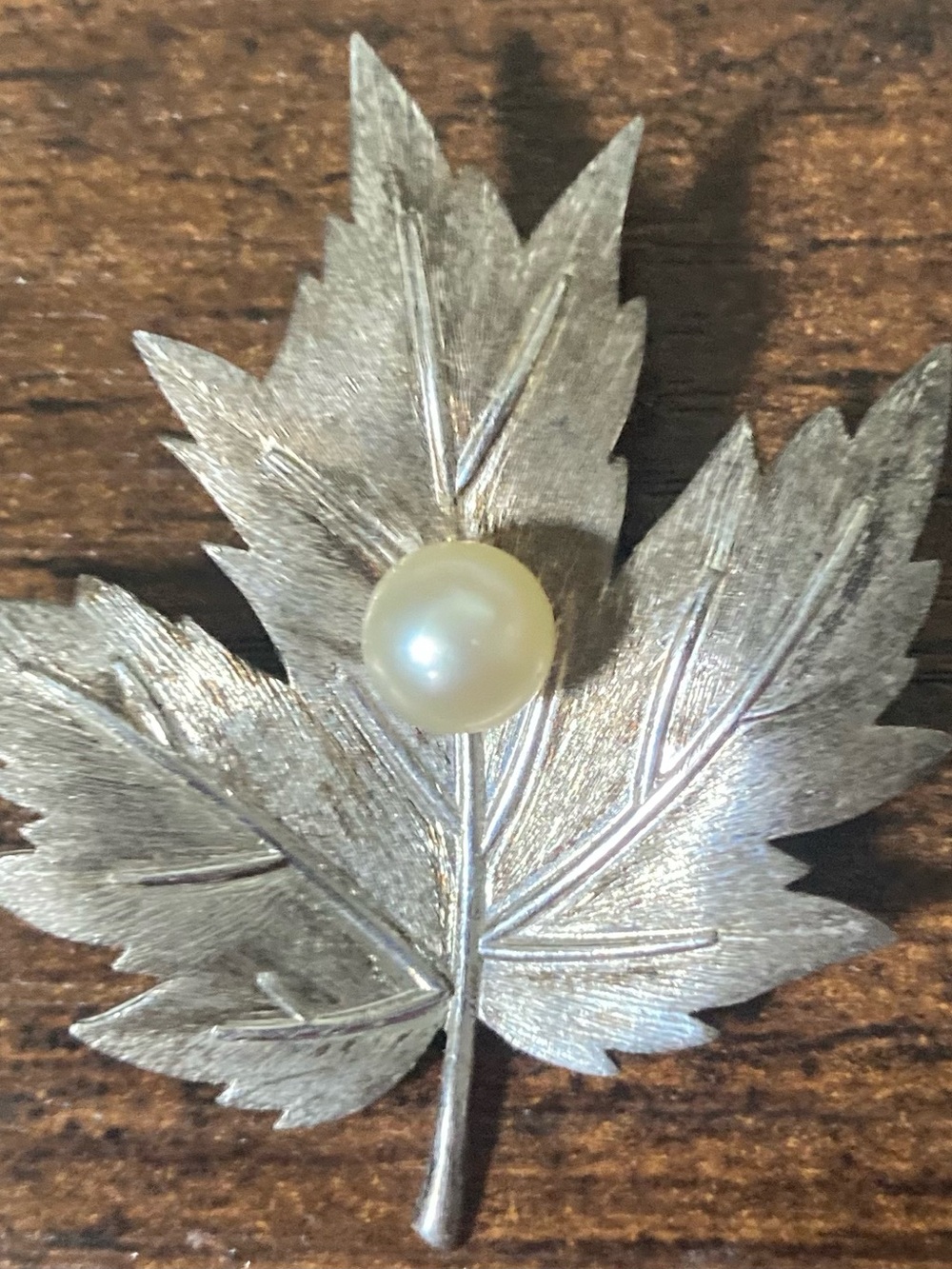 Vintage Mikimoto 925 Sterling Silver W/Pearl Maple Leaf Brooch